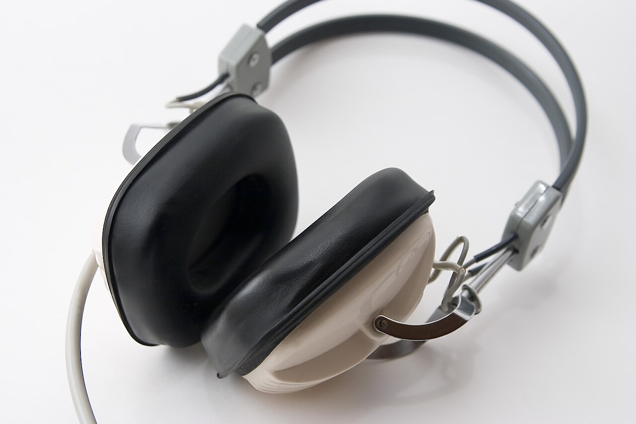 Teknologi Audio Spasial Berkembang